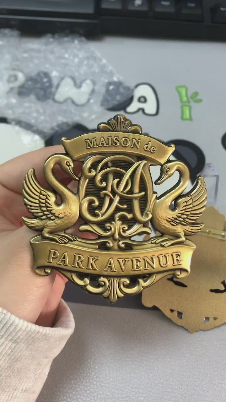 Heirloom Signature Brooch